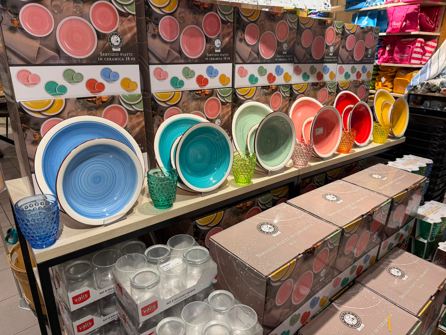 Servizio piatti ceramica 18 pezzi – Set multicolore a posti tavola assortiti