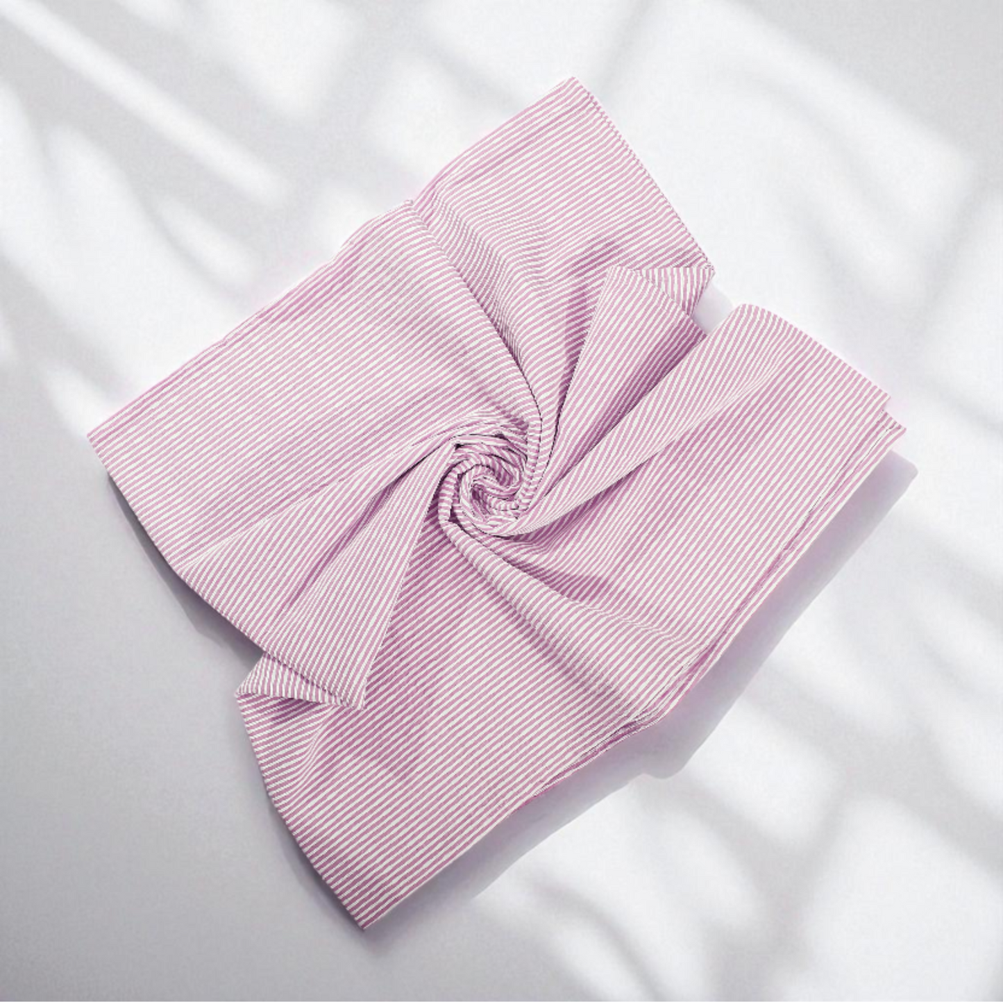 Copriletto singolo Dorian 170×260 cm – disponibile in 3 colori: azzurro, rosa, sabbia