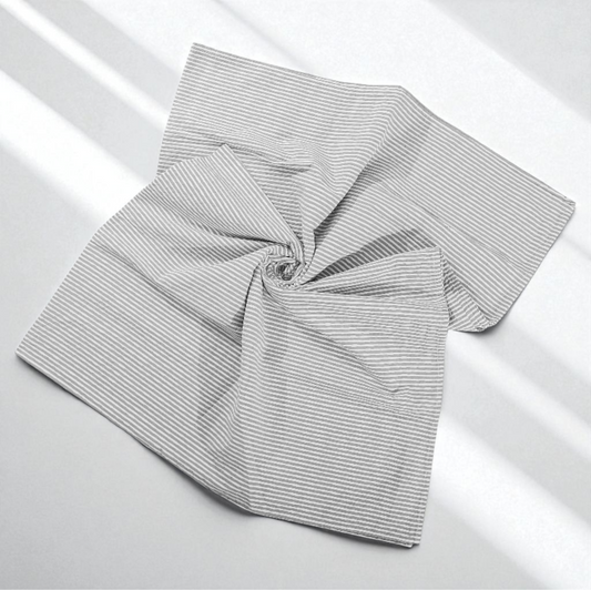 Copriletto matrimoniale Dorian 250×260 cm – disponibile in 3 colori: azzurro, grigio, rosa