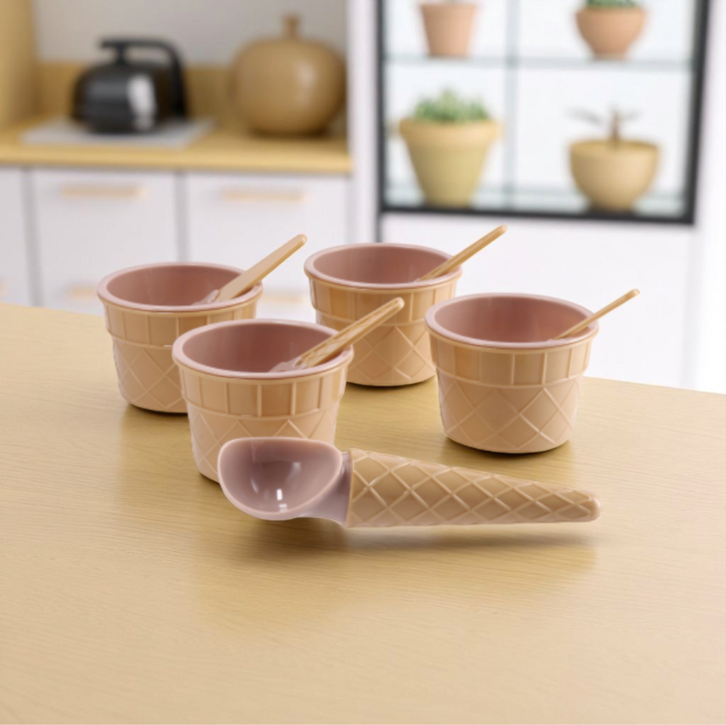 Servizio per servire del gelato a stile frolla del cono vero. Venduto da Prodomo negozio online di Casalinghi