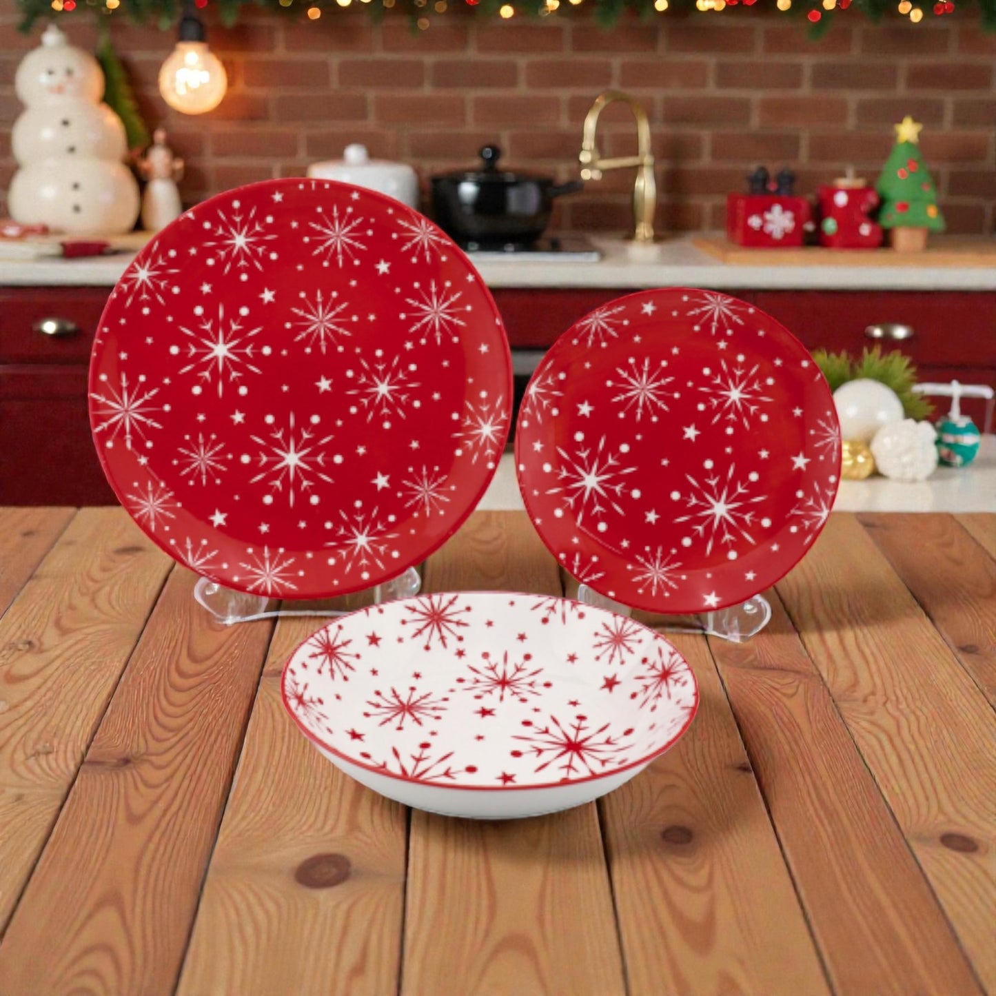 Servizio piatti natalizi con motivo caramella di natale, ambientati in una casa accogliente.