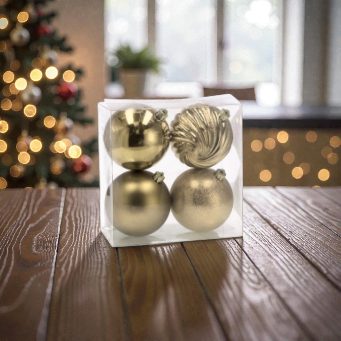 Set 4 palle di natale per albero di natale in una casa natalizia e festiva.