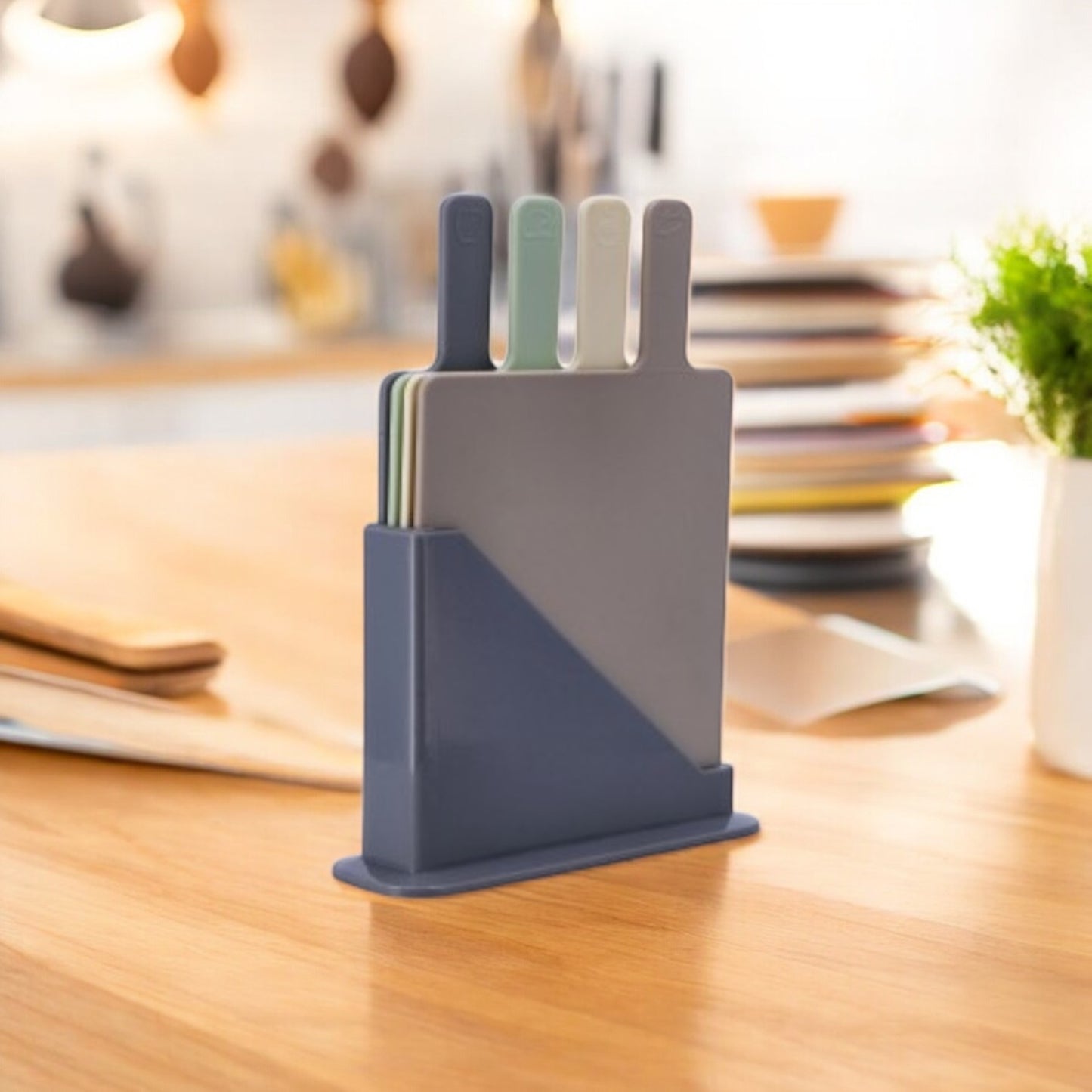 Set 4 Taglieri Rettangolari in Plastica con Supporto