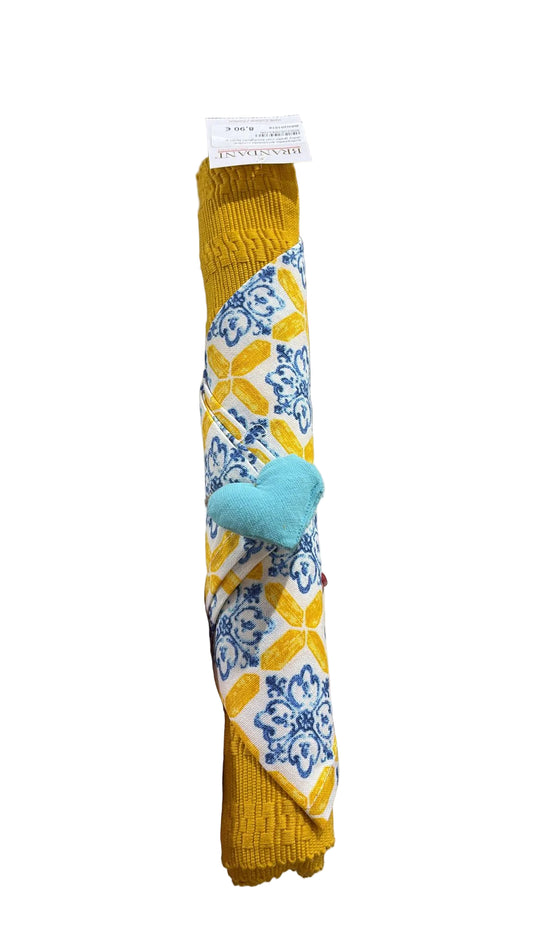 Sottopiatto Arrotolato Doby Giallo con Tovagliolo Lipari e Cuoricino Tiffany | Set Tavola 3 Pz