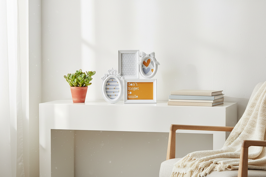 Portafoto 4 Pezzi Isabel Bianco – Cornici Decorative da Tavolo 35,5×38 cm