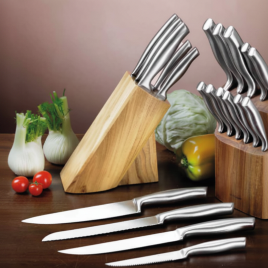 Ceppo in teak con 5 coltelli inox – set cucina professionale Brandani