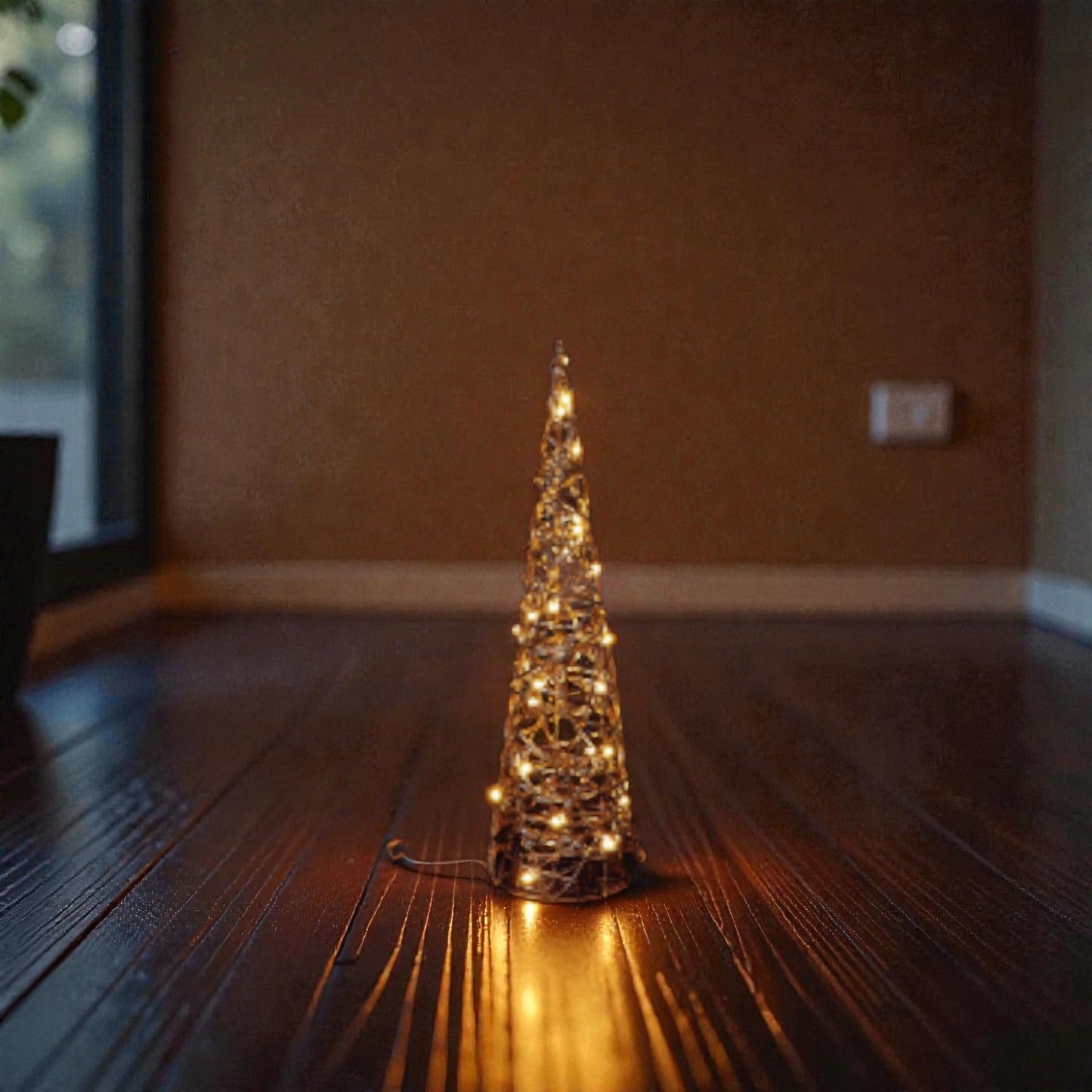 Decorazione di natale a forma di albero di natale in ferro con luci led, ambientati in una casa accogliente.