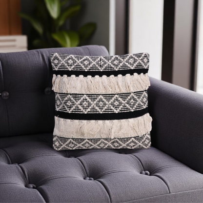 Cuscino in cotone con 4 fantasie. Venduto da Prodomo negozio online di Casalinghi