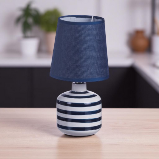 Lampada da tavolo in ceramica. Venduto da Prodomo negozio online di Casalinghi