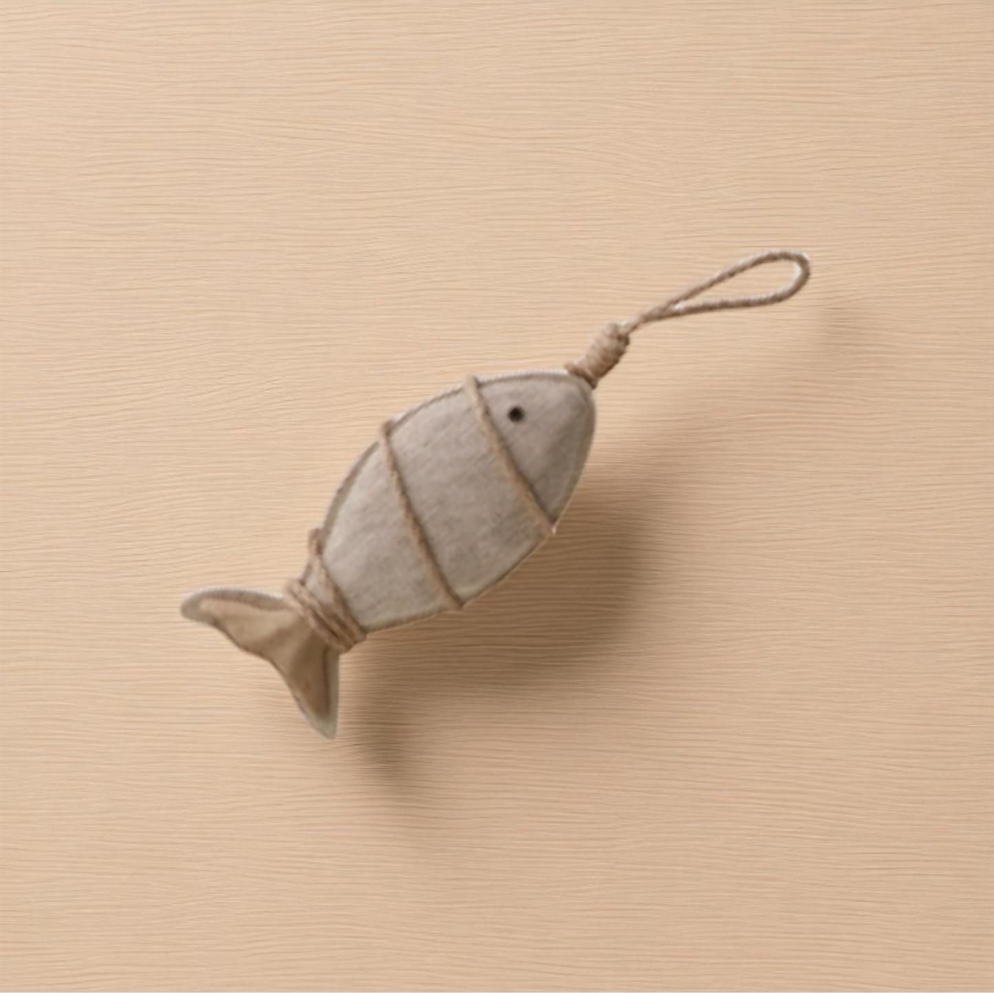 Decorazione da appendere a forma di pesce. Venduto da Prodomo negozio online di Casalinghi