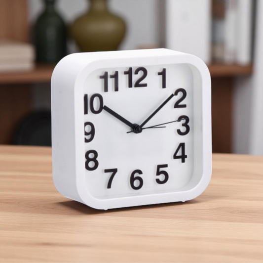 Orologio sveglia da scrivania bianco.
Venduto da Prodomo negozio online di Casalinghi