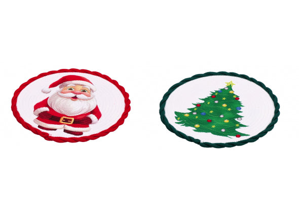 2 Tovagliette rossa e verde decorativa centro tavola natalizio bianco su piano in legno ambientato in una casa natalizia.